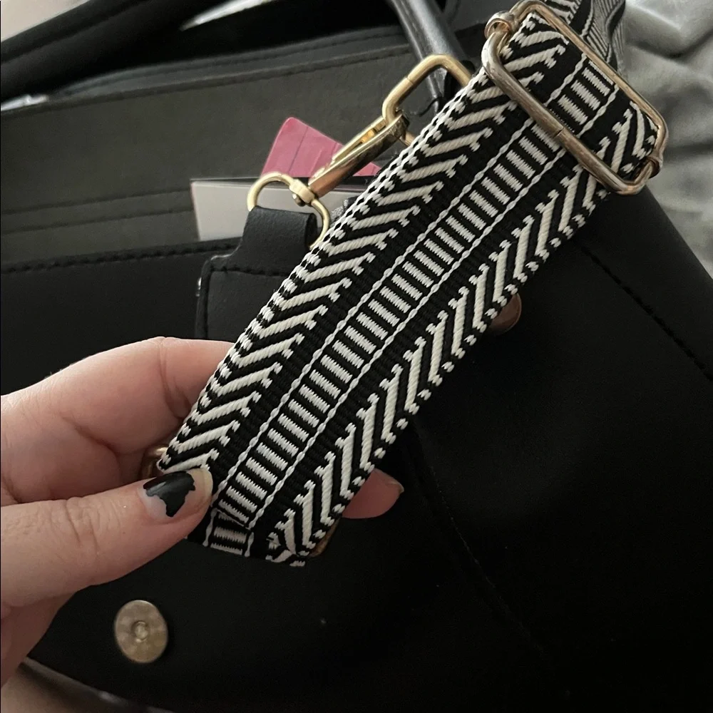 Elegant Black Handbag with Patterned Strap NWOT - Picture 2 of 6
